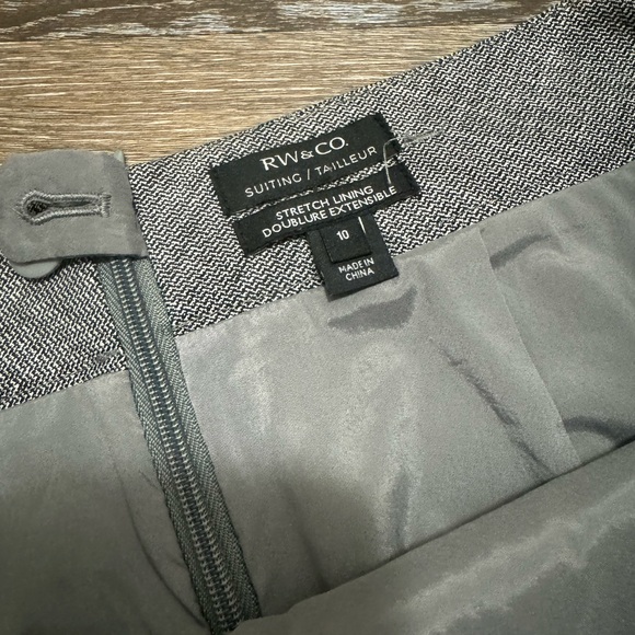 RW&CO High-Rise Pencil Skirt - Picture 4 of 5